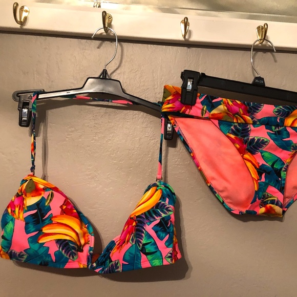 GB Pink Foral Bikini Size L - Picture 1 of 7